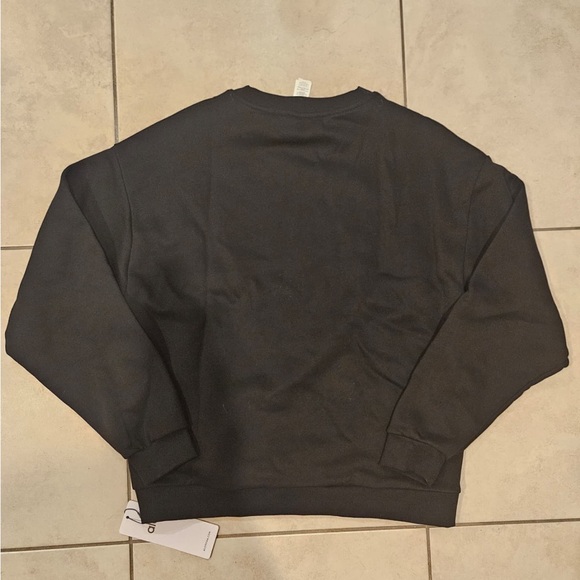 ALO Yoga accolade crew neck pullover - Picture 3 of 6